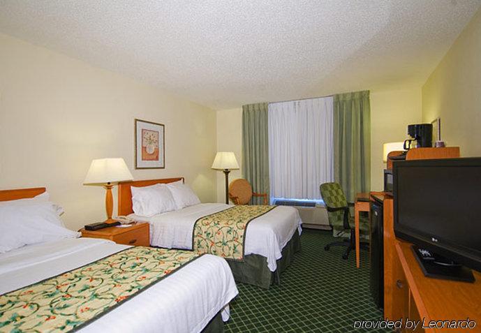 Red Roof Inn & Suites Vicksburg Exterior photo